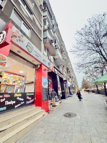 Unirii, Universitate, vizavi Magazinul Cocor, comision 0%, negociabil